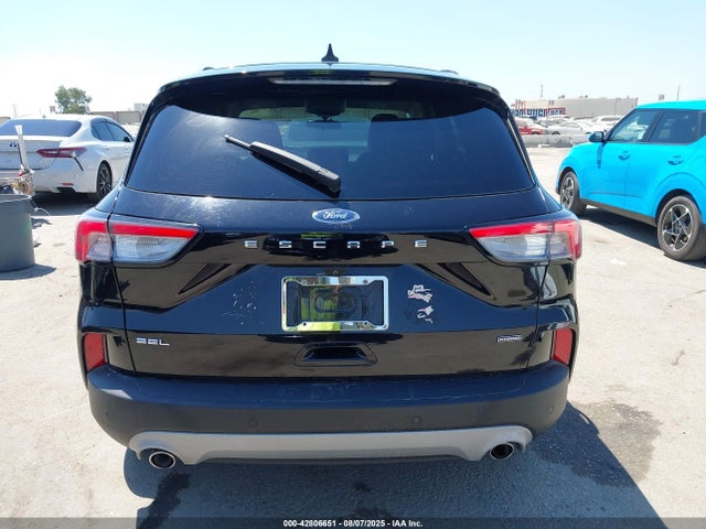 1FMCU0CZ6MUB03638 Ford hev/phev