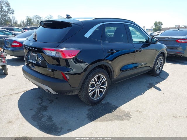 1FMCU0CZ6MUB03638 Ford hev/phev