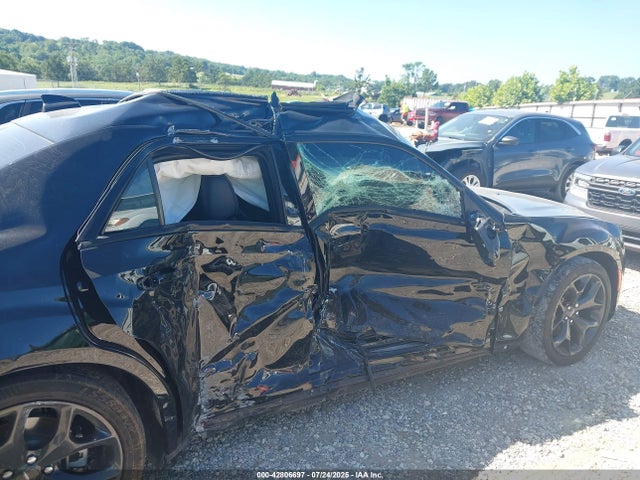 Chrysler 300 2023 2C3CCABT0PH684169 Image 15