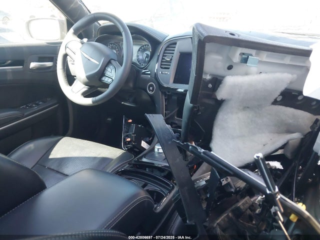 Chrysler 300 2023 2C3CCABT0PH684169 Image 5