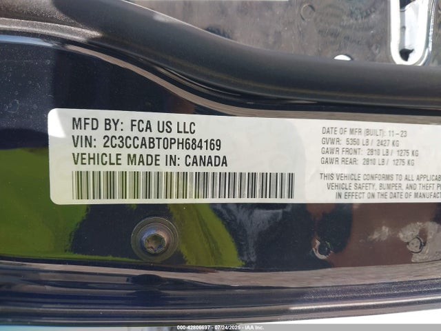 Chrysler 300 2023 2C3CCABT0PH684169 Image 8