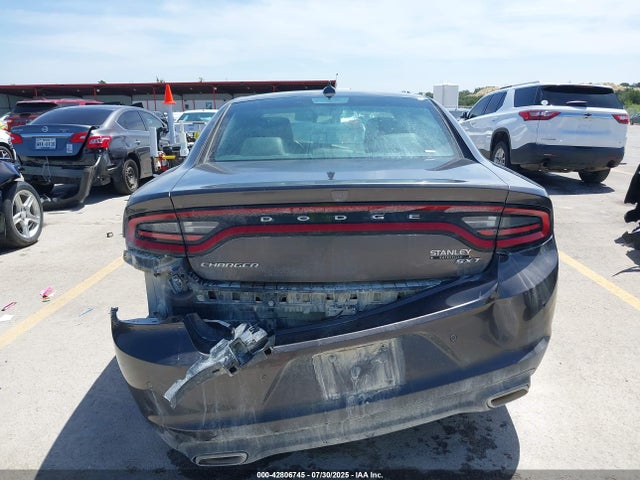 2C3CDXHG0FH928511 Dodge 2015