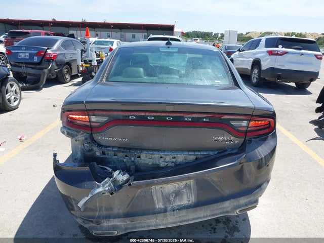 2C3CDXHG0FH928511 Dodge 2015