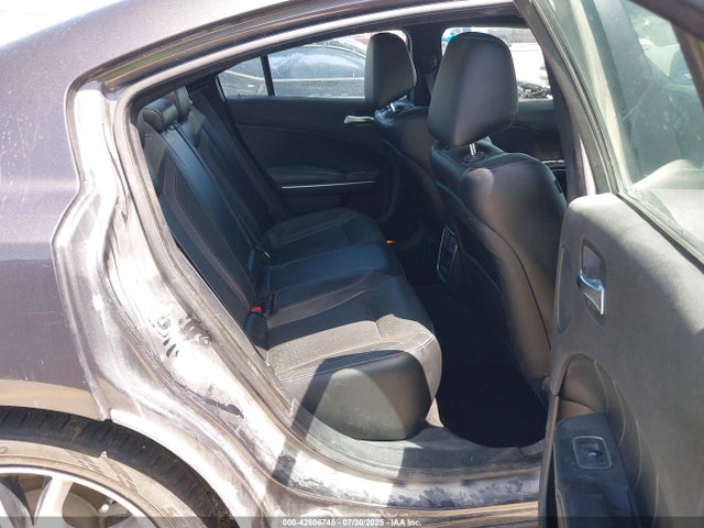 2C3CDXHG0FH928511 Dodge 2015