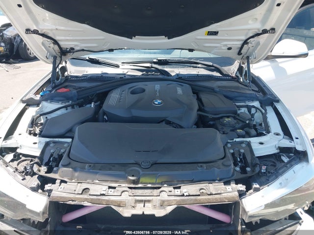 WBA8B9G33HNU57222 BMW 2017