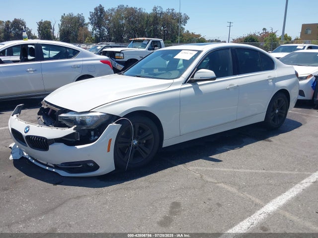 WBA8B9G33HNU57222 BMW 2017