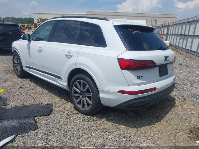 2022 AUDI Q7 WA1LJBF77ND022193 Photo 2