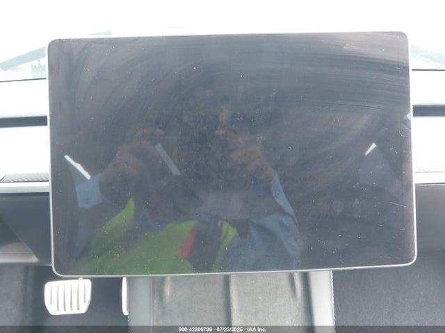 5YJ3E1ECXPF683778 Tesla MODEL 3