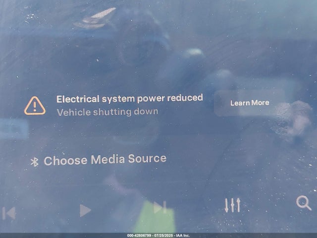 5YJ3E1ECXPF683778 Tesla MODEL 3