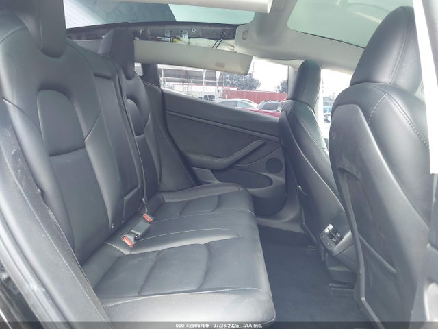 5YJ3E1ECXPF683778 Tesla MODEL 3