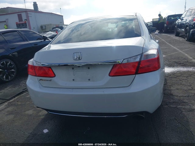 1HGCR2F35FA146477 Honda k24w1