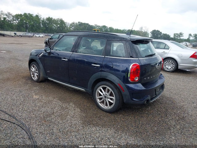 2016 MINI COUNTRYMAN WMWZC5C50GWU01894 Photo 2