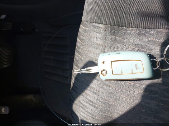 Nissan Rogue 2017 KNMAT2MVXHP613517 Image 11