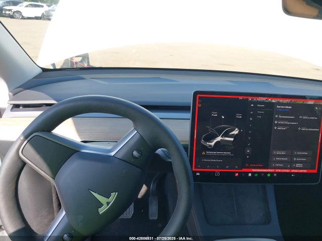 7SAYGDEE6NA018327 Tesla Model Y