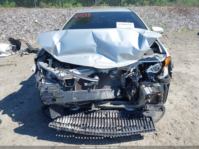 2T1BURHE8KC227060 Toyota 2zr-fe