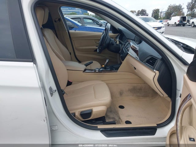 WBA3B1C56EK132791 BMW 320i