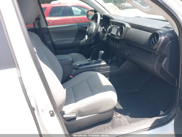5TFAX5GN5JX121355 Toyota 2tr-fe