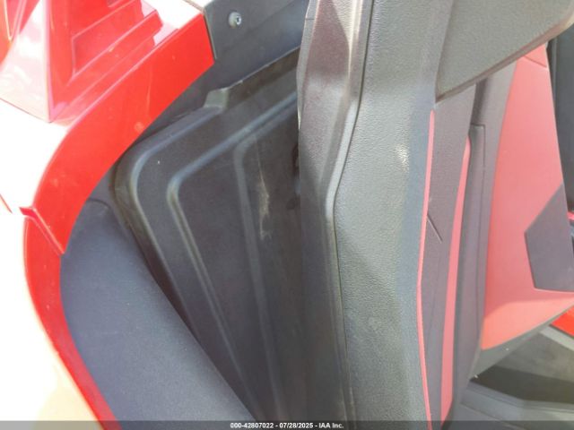 2015 POLARIS SLINGSHOT 57XAAPFA8F5103969 Photo 7