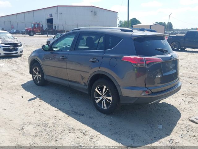 2017 TOYOTA RAV4 2T3WFREV2HW375574 Photo 2