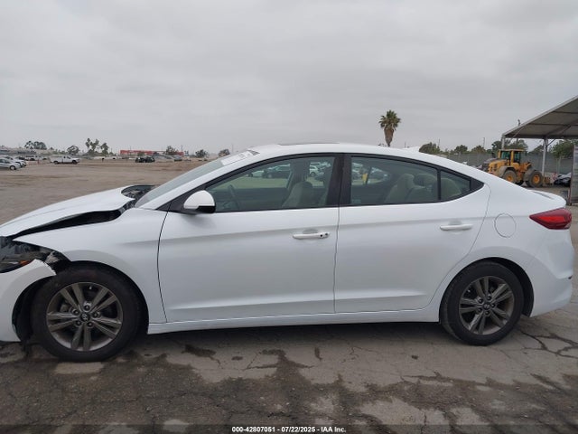 5NPD84LF9JH304725 Hyundai mpi nu