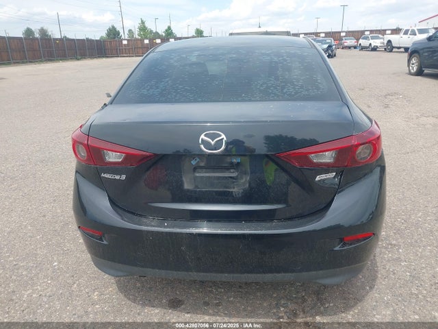 Mazda pe 2018 3MZBN1U77JM160797 Image 16