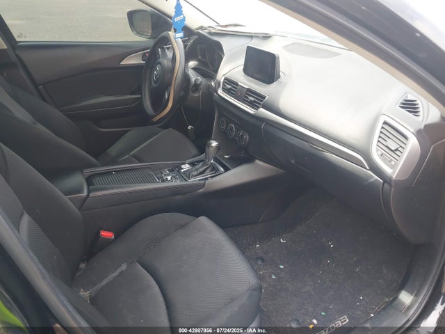 Mazda pe 2018 3MZBN1U77JM160797 Image 5
