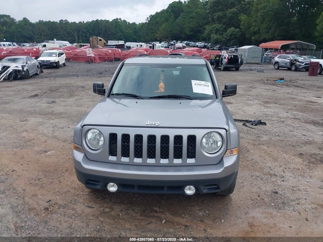 Jeep 2016 2016 1C4NJPFA3GD667403 Image 13
