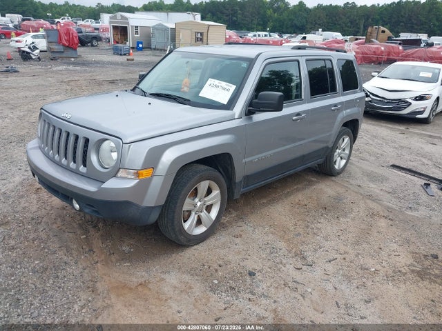 Jeep 2016 2016 1C4NJPFA3GD667403 Image 2