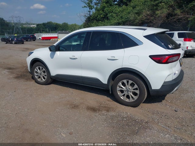Ford Escape Active 2023 1FMCU0GN0PUB33312 Image 3