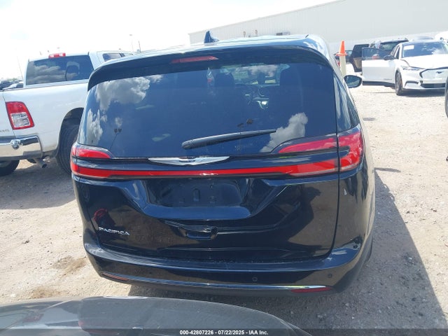 2C4RC1BG0RR139658 Chrysler 2024