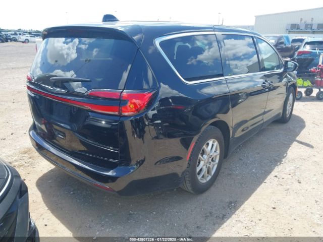 2024 CHRYSLER PACIFICA 2C4RC1BG0RR139658 Photo 3