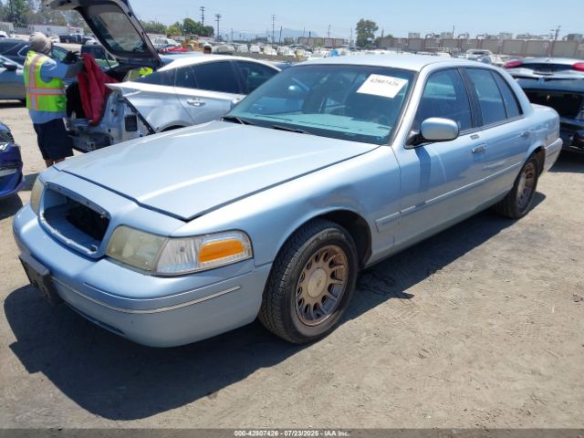 1999 FORD CROWN VICTORIA 2FAFP74W3XX238276 Photo 1