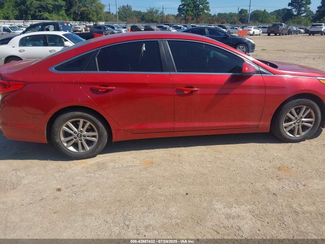 5NPE24AF8HH525056 Hyundai 2017
