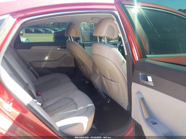 5NPE24AF8HH525056 Hyundai 2017