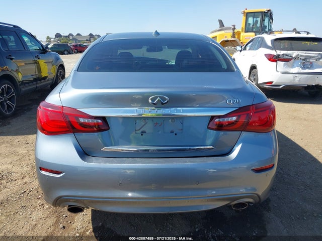 JN1BY1AP9JM180112 Infiniti Q70