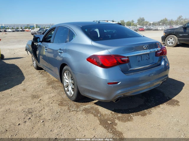 JN1BY1AP9JM180112 Infiniti Q70