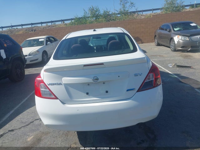 Nissan 2014 2014 3N1CN7AP5EK457439 Image 16