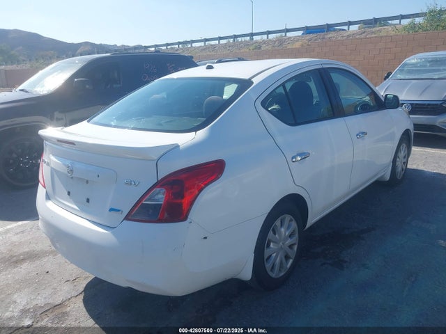 Nissan 2014 2014 3N1CN7AP5EK457439 Image 4