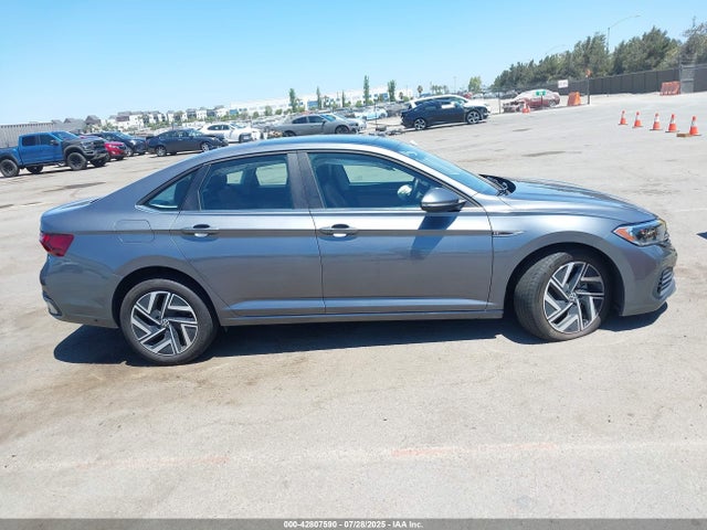 3VWGM7BU8RM039891 Volkswagen tsi