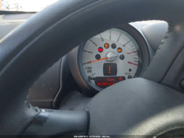 2011 MINI COOPER COUNTRYMAN WMWZB3C58BWM00251 Photo 6