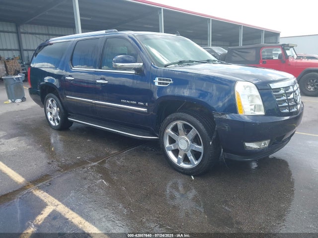 2007 CADILLAC ESCALADE ESV 1GYFK66817R266132 Photo 0