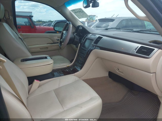 2007 CADILLAC ESCALADE ESV 1GYFK66817R266132 Photo 4