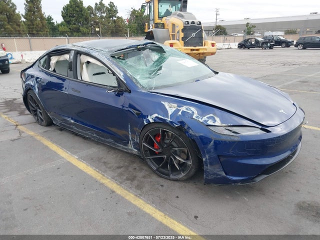 2025 TESLA MODEL 3 5YJ3E1ET7SF029667 Photo 0
