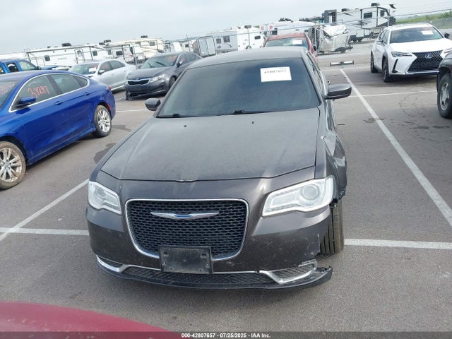 Chrysler 300 2015 2C3CCAAG2FH766519 Image 12