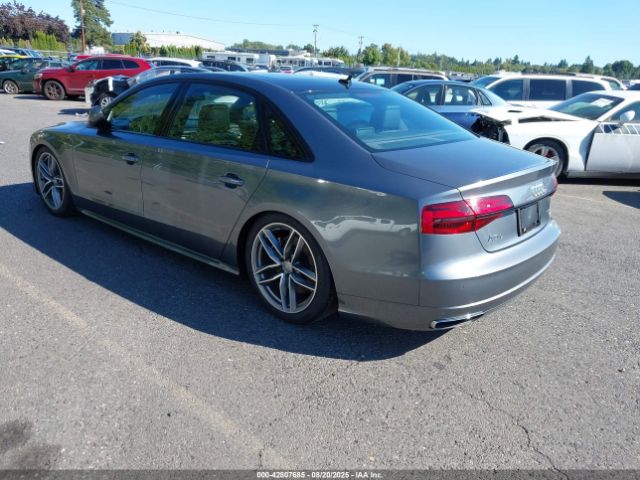 2017 AUDI A8 L WAU44AFD2HN018615 Photo 2
