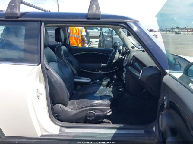 2007 MINI COOPER S WMWMF73567TL89619 Photo 4