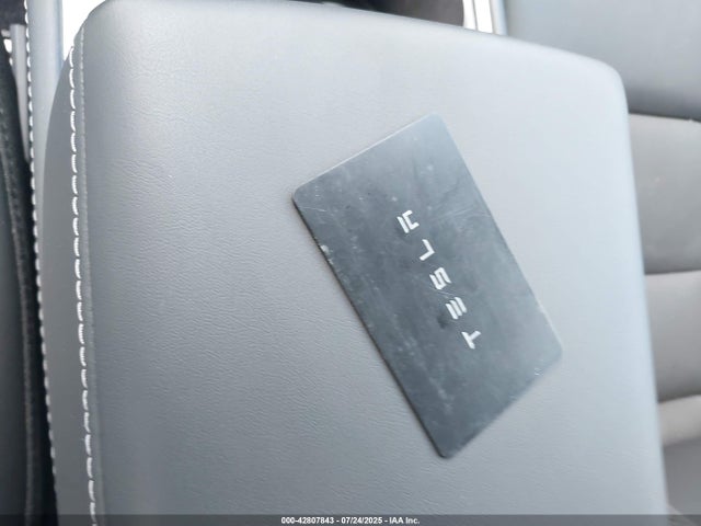 2024 TESLA MODEL Y 7SAYGDEE9RA331202 Photo 10