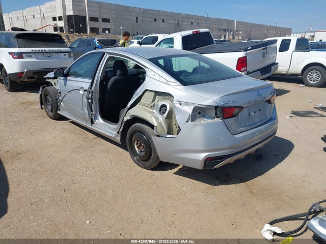 1N4BL4BV9NN311572 Nissan 2022