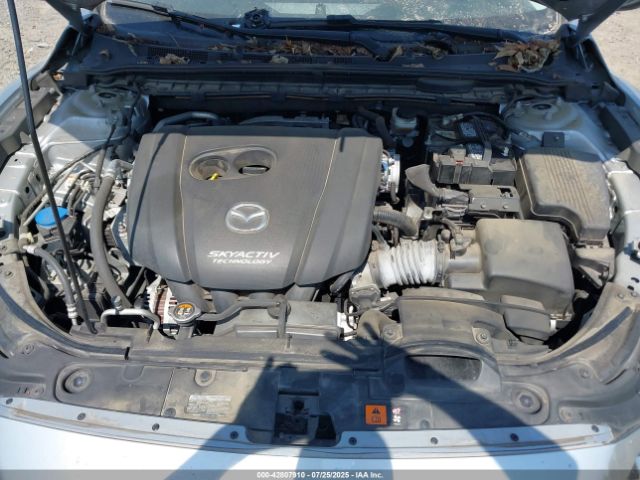 2018 MAZDA MAZDA6 JM1GL1VM5J1310583 Photo 9