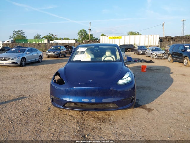 7SAYGDEE5SF261108 Tesla Model Y